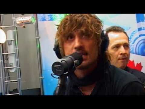 Видео: Дима Билан - Невозможное Возможно (LIVE @ Авторадио)