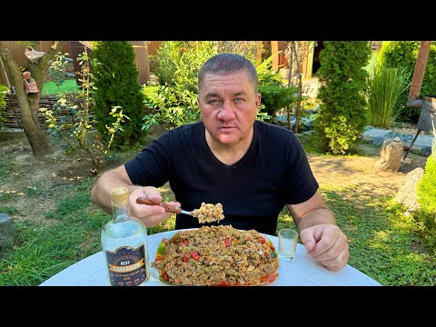 Видео: Макароны по-флотски на костре | Деревенский рецепт