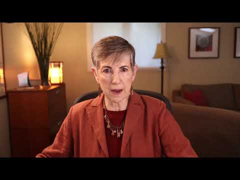 Видео: Стоит ли подавать заявление в колледж заранее? Почему это может обернуться против вас: раннее реш...