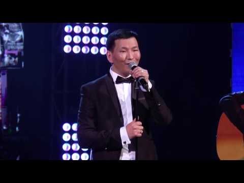 Видео: Виталий Очиров - этигэн хомус 2017