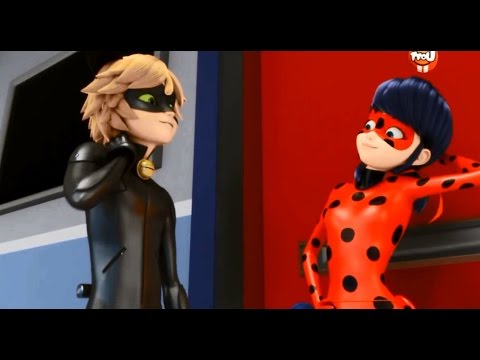 Видео: ЛедиБаг и Кот Нуар-Вампир 😈 😈 😈