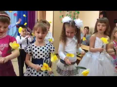 Видео: Мама, я тебя люблю и эту песенку дарю