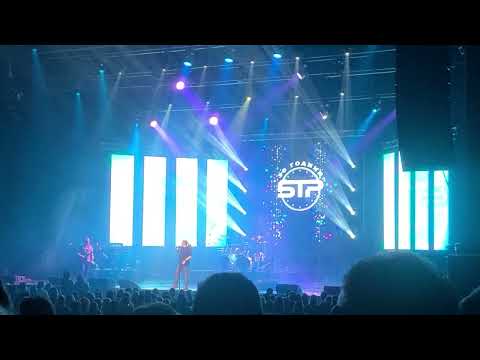 Видео: Б.Т.Р. - 30 години (част 3/5) LIVE 21.11.24, НДК втори концерт