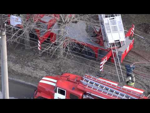 Видео: Пожар в Ижевске на улице Т. Барамзиной 28 апреля 2013 года.