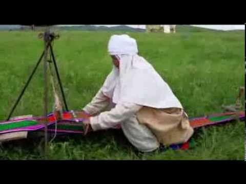 Видео: Декоративно-прикладное искусство казахов - Ткачество и ковроделие (RU)