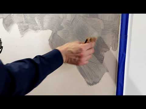 Видео: МАСТЕР - КЛАСС ПО НАНЕСЕНИЮ ДЕКОРАТИВНОЙ КРАСКИ С ПЕСКОМ В СЕРЕБРЕ. МОЖЕТ ПОВТОРИТЬ ЛЮБОЙ