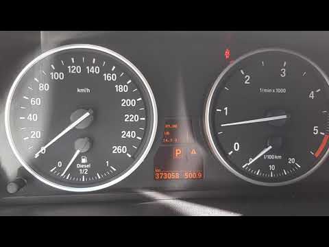 Видео: Напряжение АКБ через бортовой компьютер BMW Е60/Е61