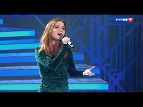 Видео: Юлия Савичева - Куда уходит детство [Привет, Андрей! | 01.12.2018]