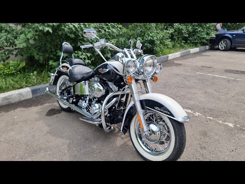 Видео: Первый раз за рулём Harley-Davidson Softail Deluxe 2013г.