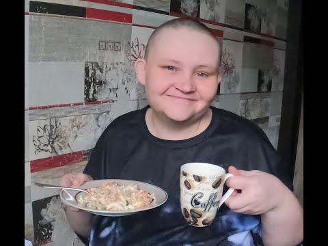 Видео: Мук Банк+ Просто Ем!!!( Салатик)!!!