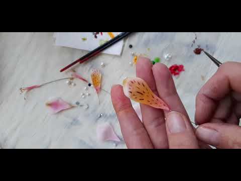 Видео: Тонировка альстромерии масляными красками