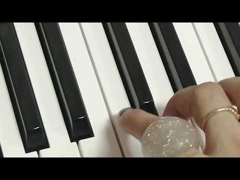 Видео: Casio СТ-Х3000. выбор автоаккомпанемента. функция RHYTHM
