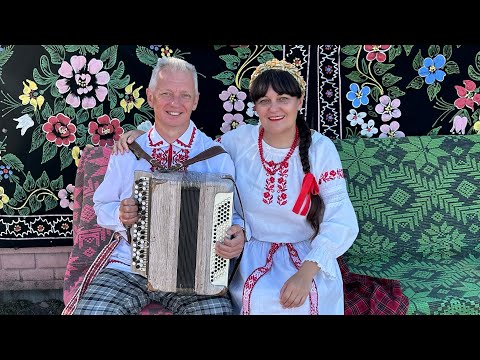 Видео: А ў лесе грыбы зарадзілі, дзеўкі-бабы па грыбы хадзілі… “У Пласток на Квасок”.