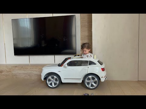 Видео: Влог 2 ! Первая стрижка !