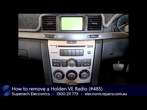 Видео: Как снять радиоприемник Holden VE (#485 (показано) #390 или #935)