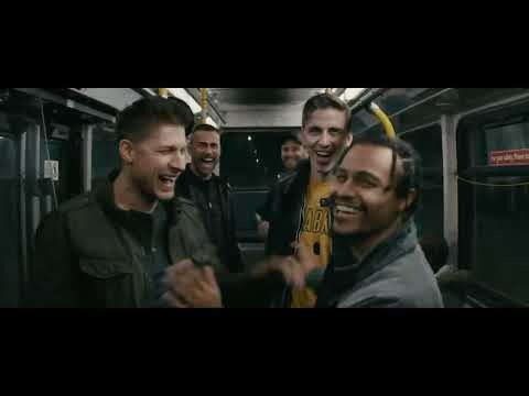 Видео: Не устаю пересматривать как старпер проучит быдло. Фильм Никто сцена в автобусе.