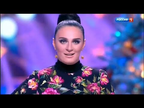 Видео: Елена Ваенга - По Питеру гуляя (31.12.2017)