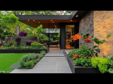 Видео: Небольшой современный традиционный дом с деревенским камнем, бетоном и кирпичом: идеи для сада на...