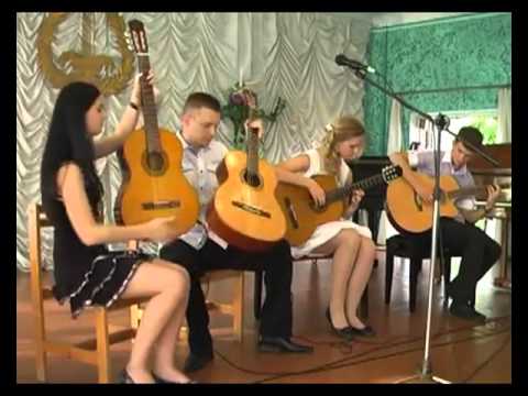 Видео: школьный ансамбль гитаристов 2012