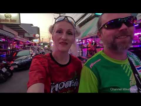 Видео: Еду к KamikadzeTravel на Джомтьен на моноколесе. FoodMart. Central Festival. Паттайя.