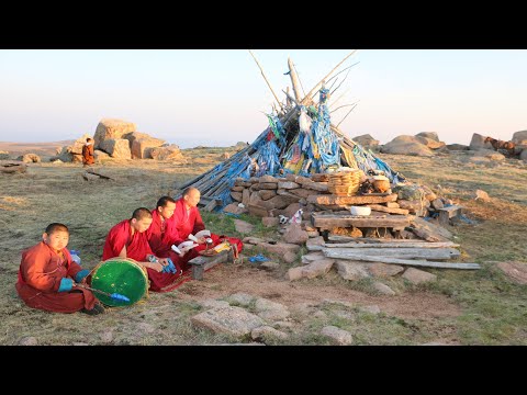 Видео: Бүрэнтогтох уулын тахилга-110 жил