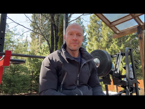 Видео: Жим Смаева 301 кг. Мысли о масштабах результата  и чертах характера.