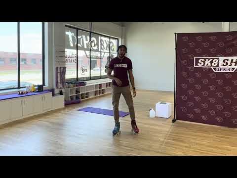 Видео: Развивайте равновесие на одной ноге на роликовых коньках