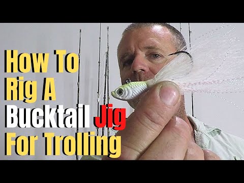 Видео: Как оснастить блесну Bucktail Jig для троллинга | Лучшие рыболовные приманки