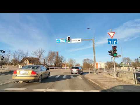 Видео: ЕЛГАВСКАЯ ТЮРЬМА . ЭКСКУРСИЯ ПО ГОРОДУ 31 ЯНВАРЯ . ЯБЛОКИ ПО 39 ЦЕНТОВ В MAXIMA