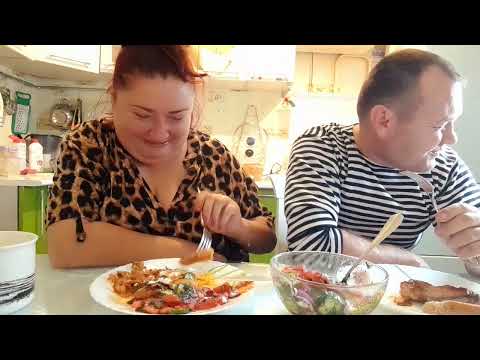 Видео: МУКБАНГ 😋 ДВА ДЕБИЛА ЭТО СИЛА🤣У НАС ЭТО ❤️