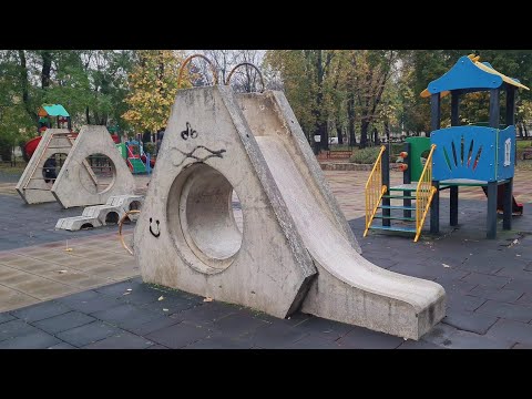 Видео: Бетонна детска площадка в градската градина на Шумен 