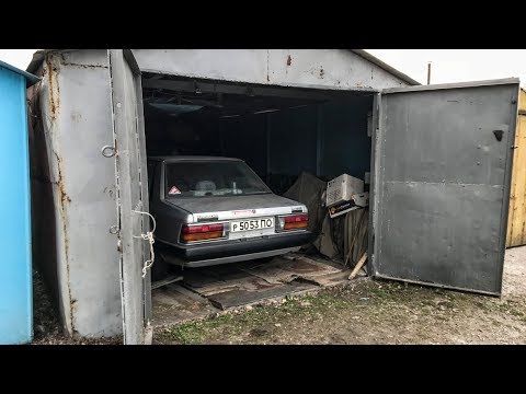Видео: Гаражная находка: праворульная Mazda 1984 года с пробегом 80 тысяч км Familia 323