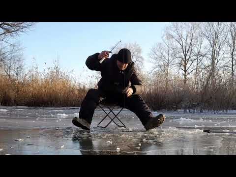 Видео: РЫБАЛКА В ДЕКАБРЕ НА УКЛЕЙКУ ПЕРВЫЙ ЛЁД 2022!