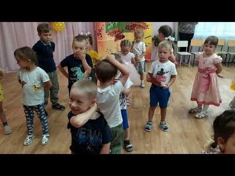 Видео: 1 Сентября в Детском саду "Волшебное дерево" Средняя и Младшая группа