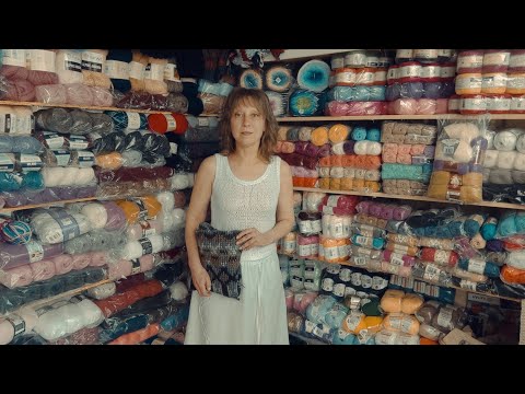 Видео: Продолжаю вязать жаккардовый худи .