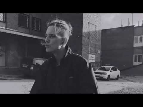 Видео: TINI LIN - Курю под окнами (prod.  Tinik) (Slowed and Reverb)