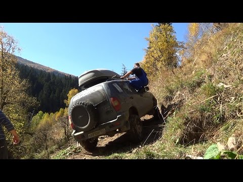 Видео: Нива джиппинг. КЧР. Архыз - Пхия.