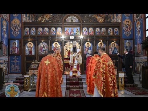 Видео: Евхаристиен канон - глас 5 - Цариградско