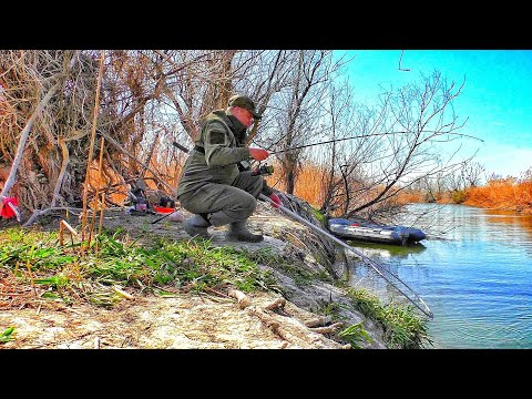Видео: ПОПАЛ НА БЕСПРЕДЕЛЬНЫЙ ЖОР КРУПНЯКА - ЭТО НАСТОЯЩЕЕ БЕЗУМИЕ!!! Рыбалка на донки.
