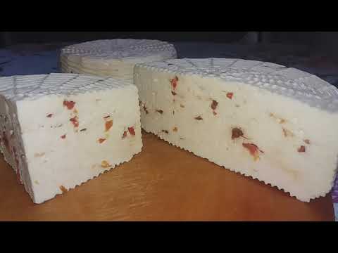 Видео: Сыр Брынза с помидорами 🧀+🍅 Готовим дома сыр без сложностей