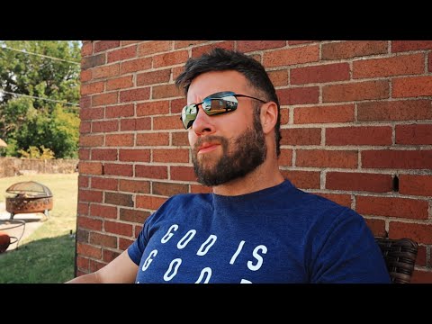 Видео: Это заставляет женщин хотеть взять на себя обязательства (эта ошибка отталкивает ее)