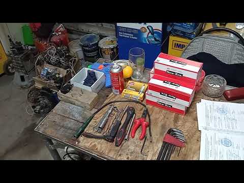 Видео: Замена свечей Lexus RX300