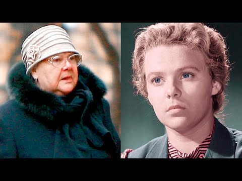 Видео: ХОРОНИТЬ БЫЛО НЕКОМУ, А ЗА НАСЛЕДСТВОМ ОБЪЯВИЛИСЬ | Кто получит столичную квартиру Нины Ивановой