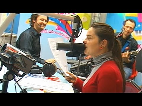 Видео: Наташа Королёва поет про «Меленький Гондурас» (пародия «Маленькая Страна»)