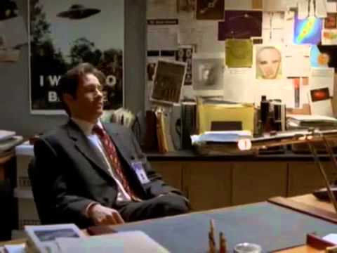 Видео: Скалли Малдер (хохма)