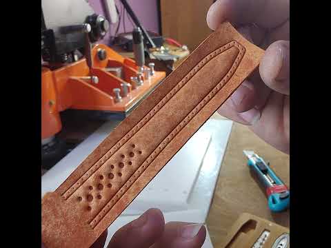 Видео: Изготовление часового ремешка с шаблонами TOOLMANIAC.  Часть первая - тиснение.