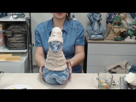 Видео: Бесплатный мастер-класс «Уютная змейка». Джинсовый, вязаный декор. Часть 1. Мастер Наталья Дроздова.