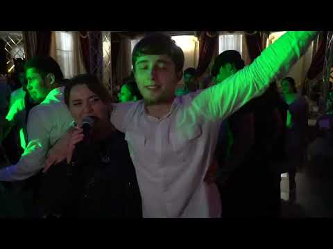 Видео: Свадьба Саида и Заремы.Поет Патимат Галимова. Посвящается детям!