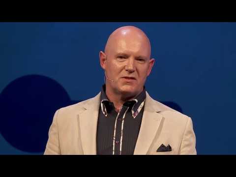 Видео: Julian Treasure - How to speak so that people want to listen - Русский перевод