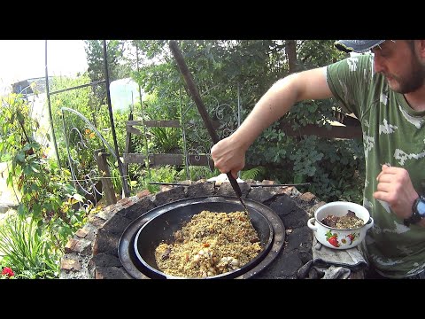 Видео: Сказ о том, как мы с Высокопочтенным @lesnik_24  одноногий плов готовили...